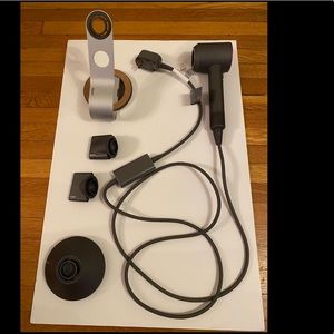 Dyson Supersonic Gift Edition Set